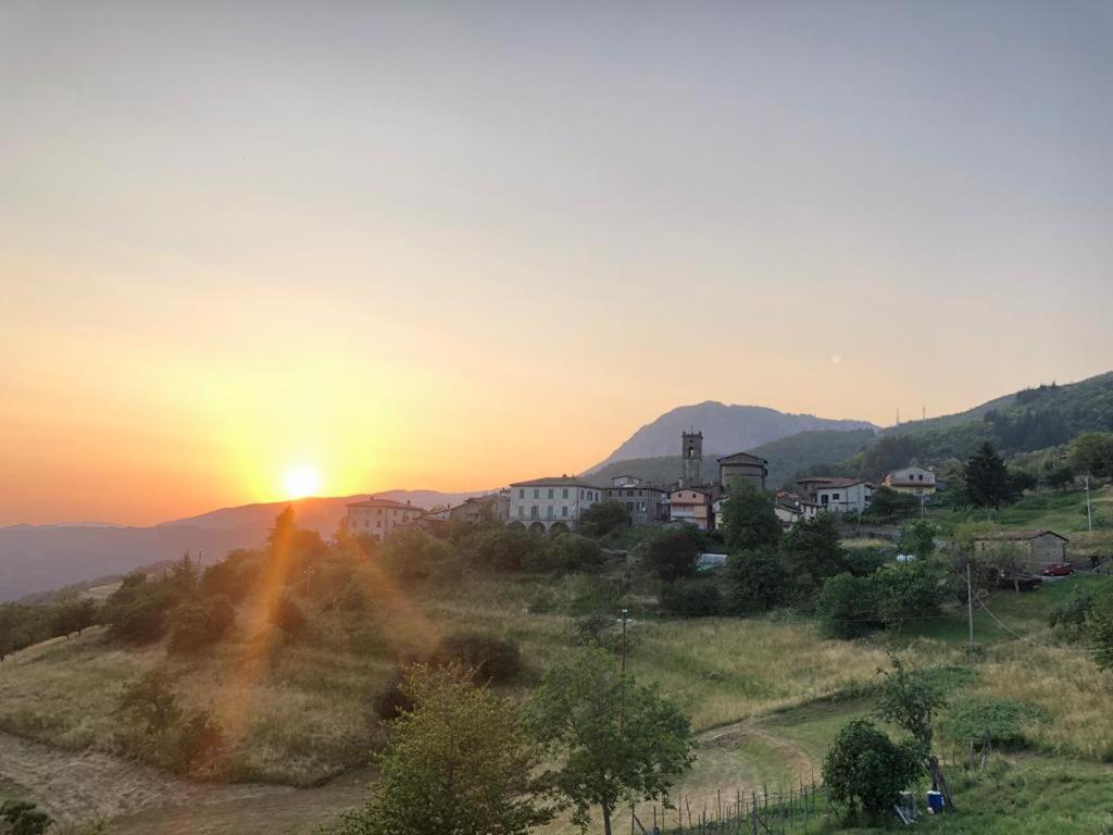 La Casetta Nel Borgo -Cerageto- Luaran gambar