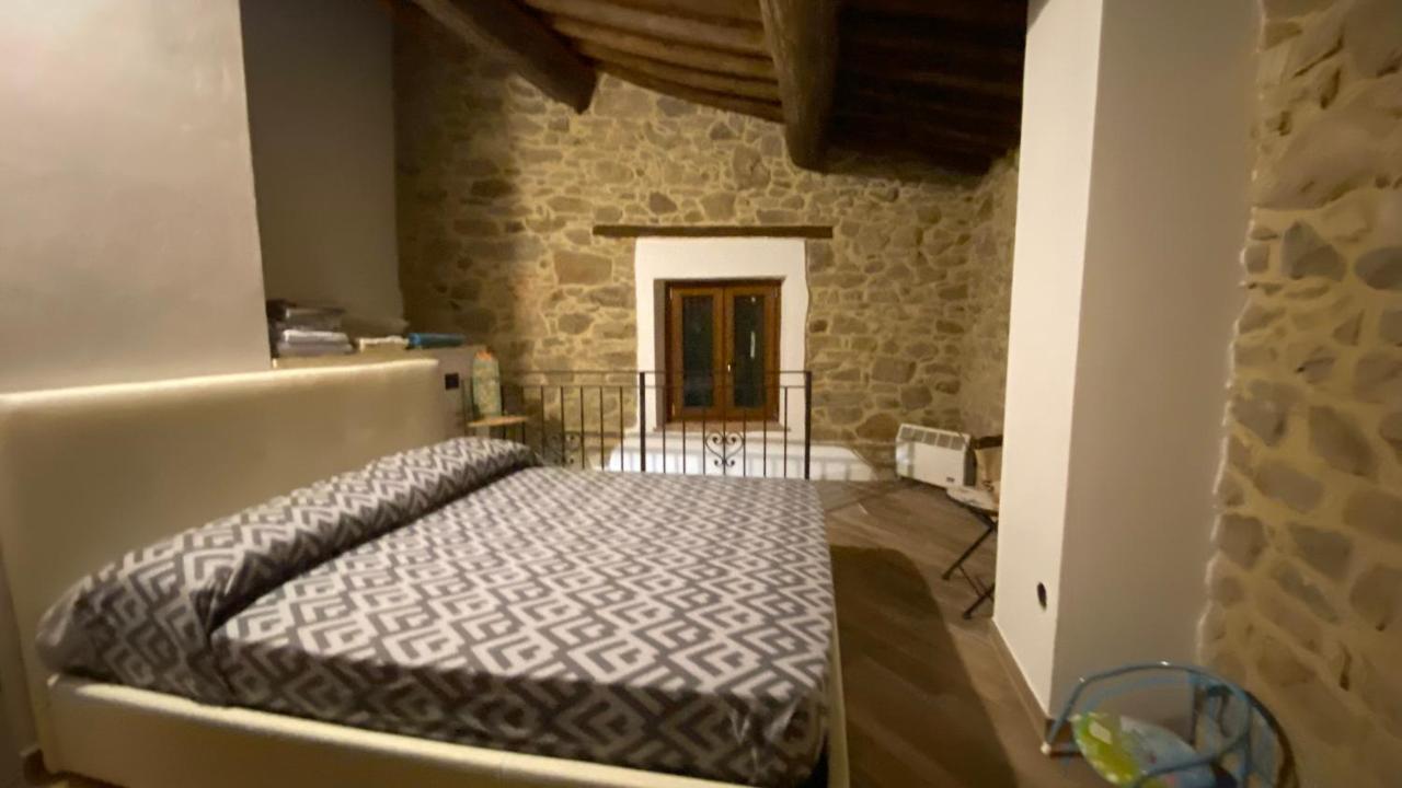 La Casetta Nel Borgo -Cerageto- Luaran gambar