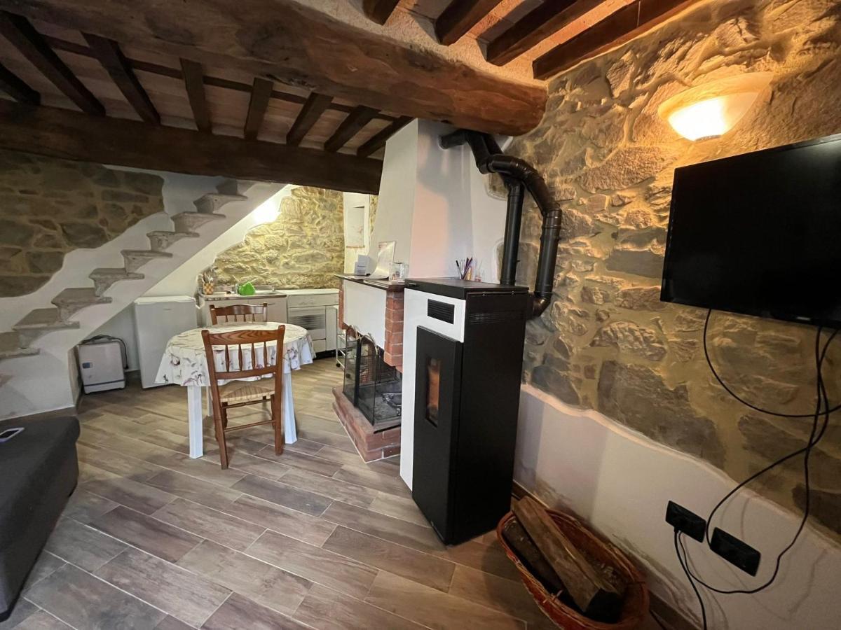 La Casetta Nel Borgo -Cerageto- Luaran gambar