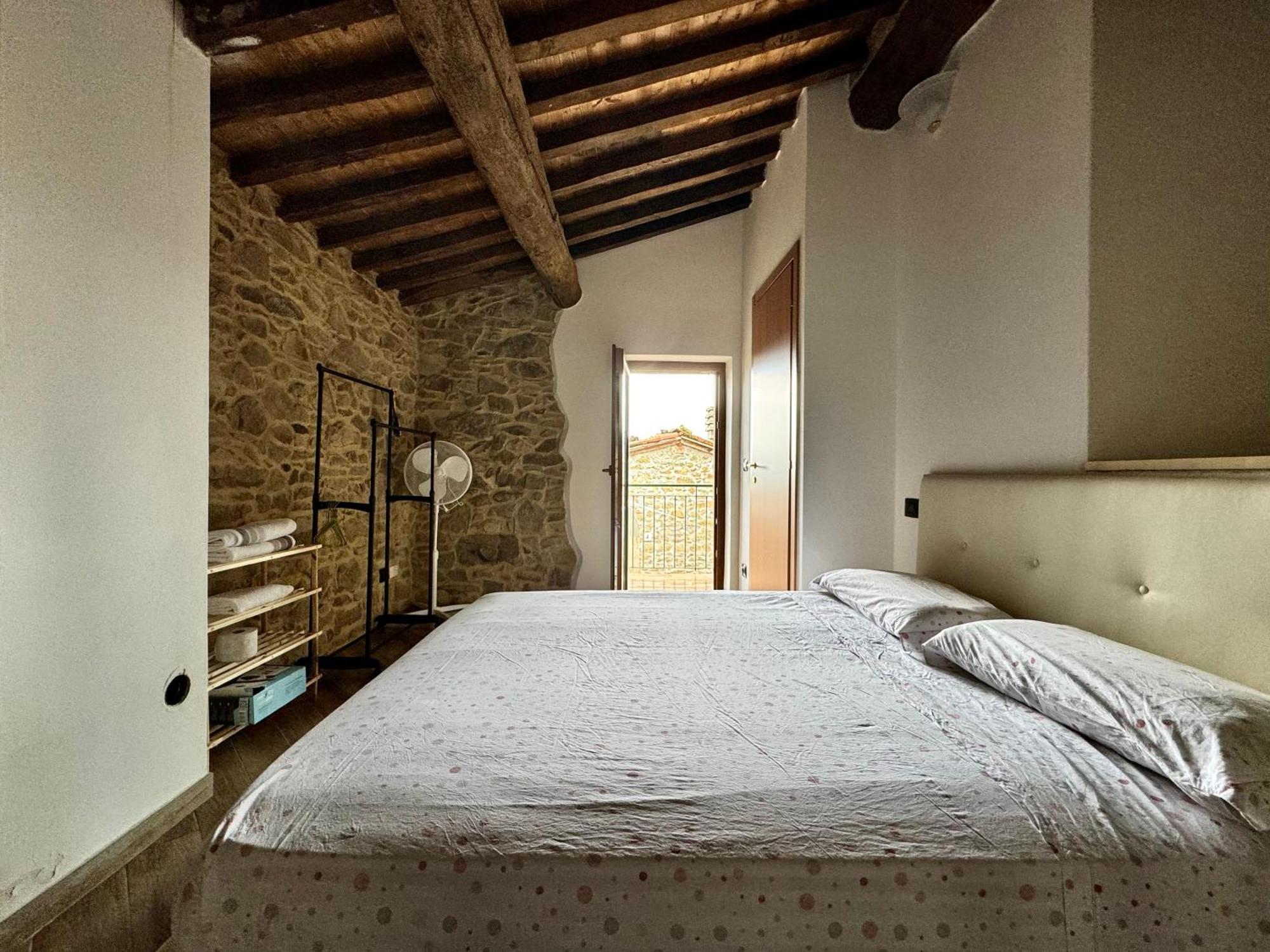 La Casetta Nel Borgo -Cerageto- Luaran gambar